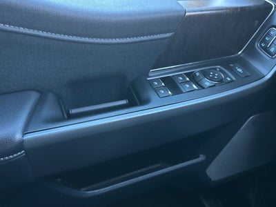 2025 Ford F-350SD Lariat