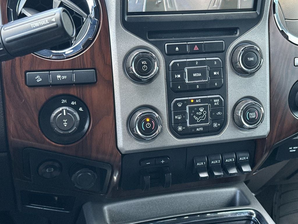 2016 Ford F-350SD Lariat