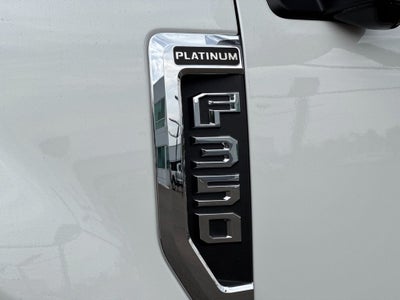 2022 Ford F-350SD Platinum