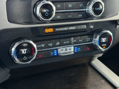 2022 Ford F-350SD Lariat
