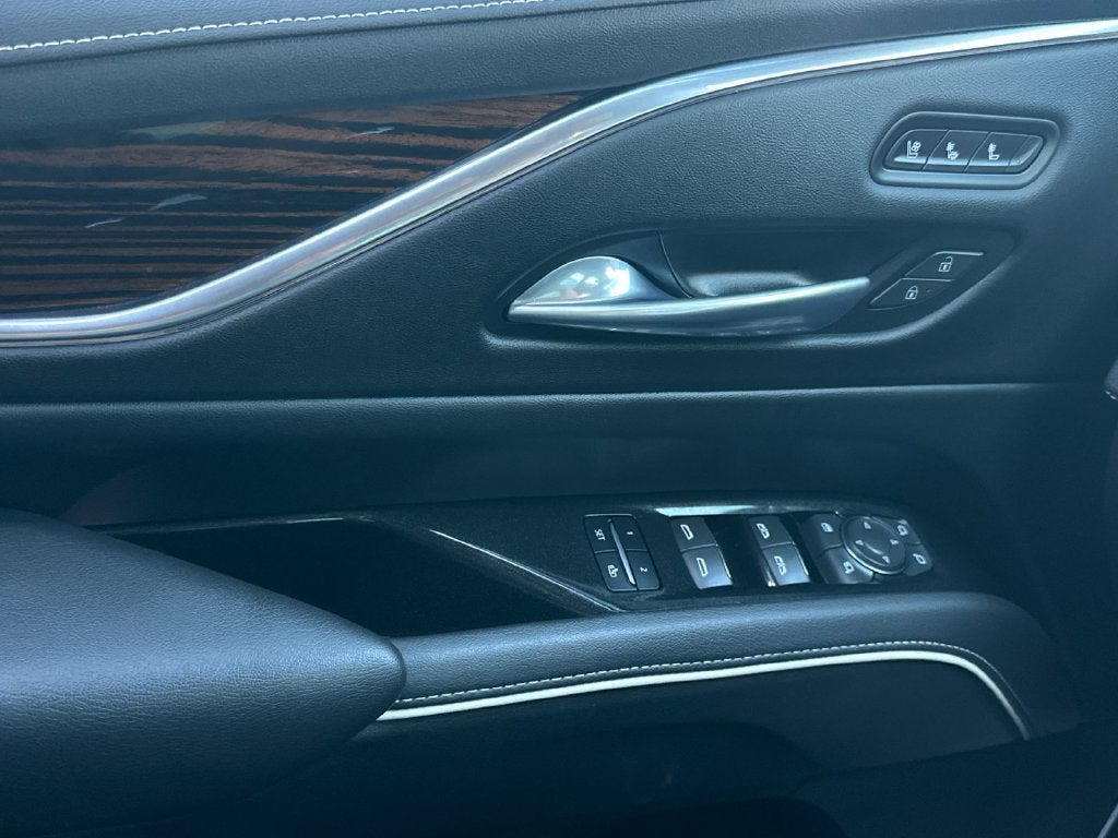 2022 Cadillac Escalade Premium Luxury