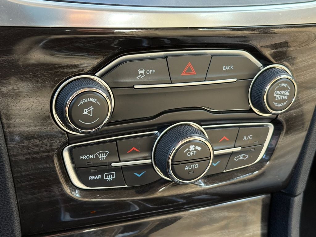 2015 Chrysler 300 Limited