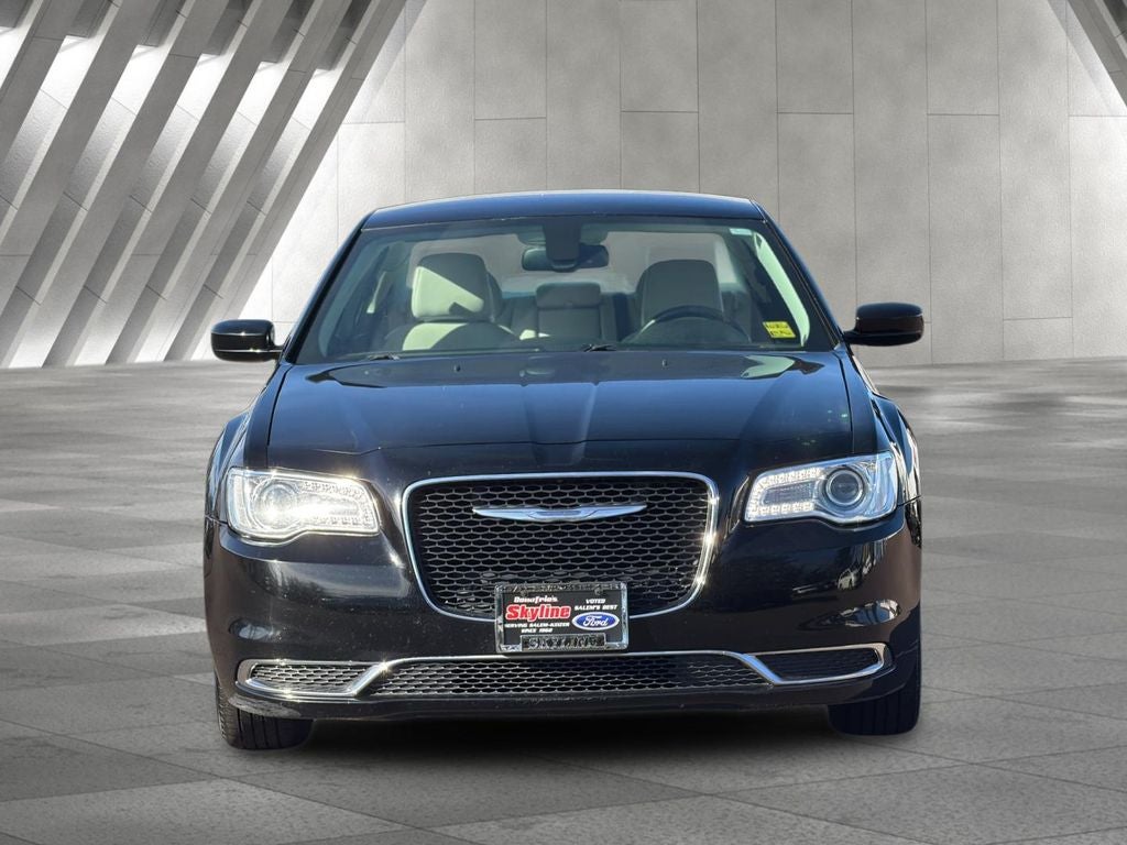 2015 Chrysler 300 Limited