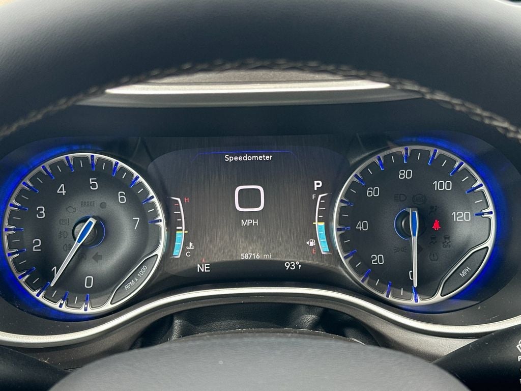 2024 Chrysler Pacifica Touring L