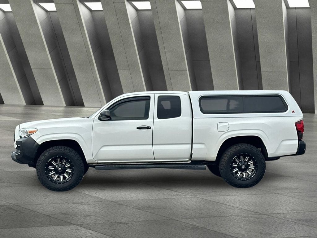 2022 Toyota Tacoma SR