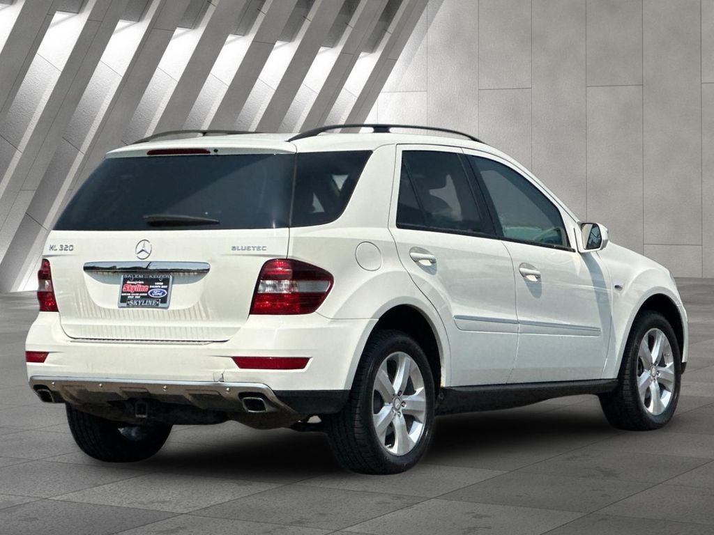 2009 Mercedes-Benz M-Class ML 320 Base BlueTEC® 4MATIC®