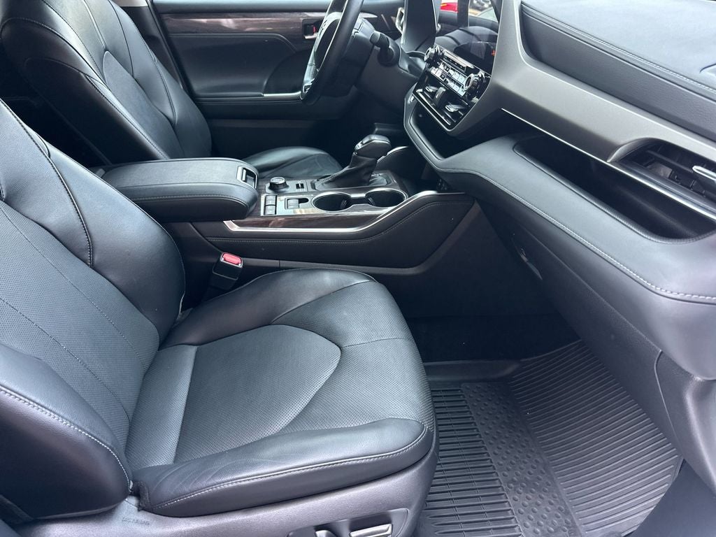 2022 Toyota Highlander Limited