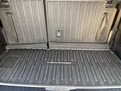 2021 Toyota Highlander Hybrid Platinum