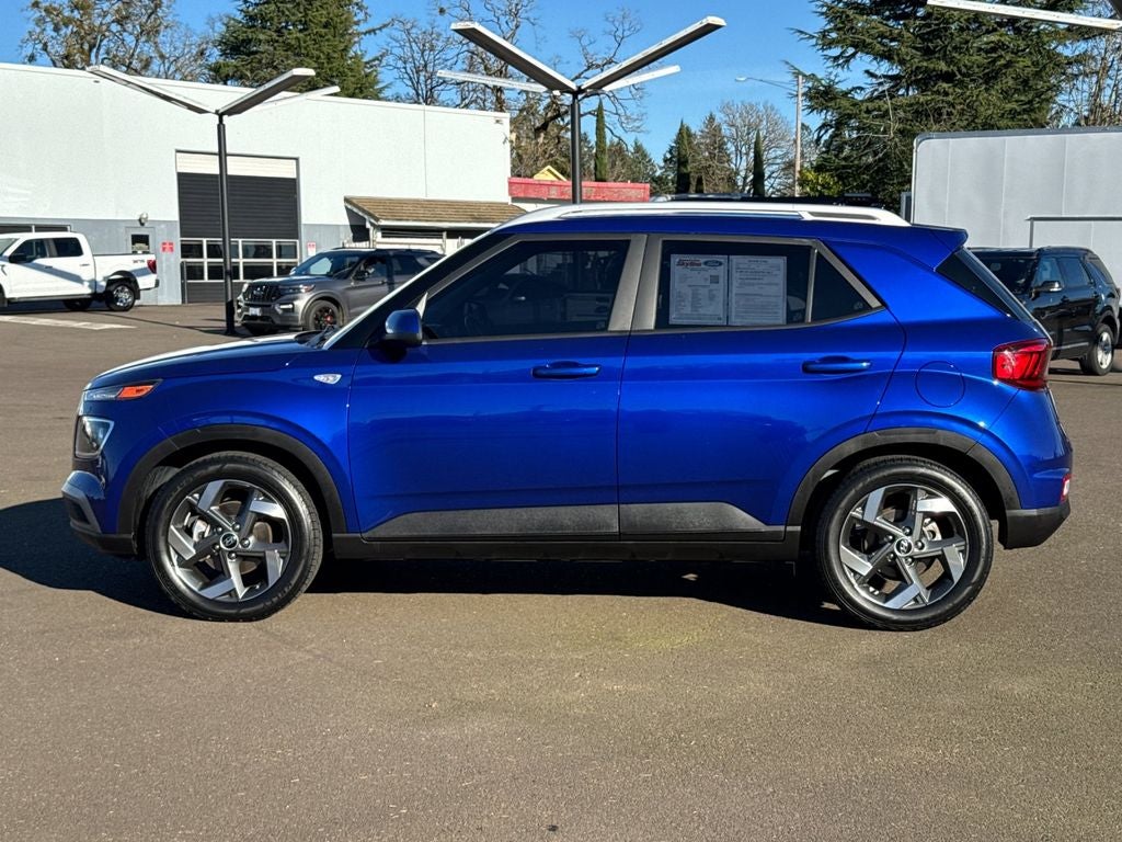 2022 Hyundai Venue SEL