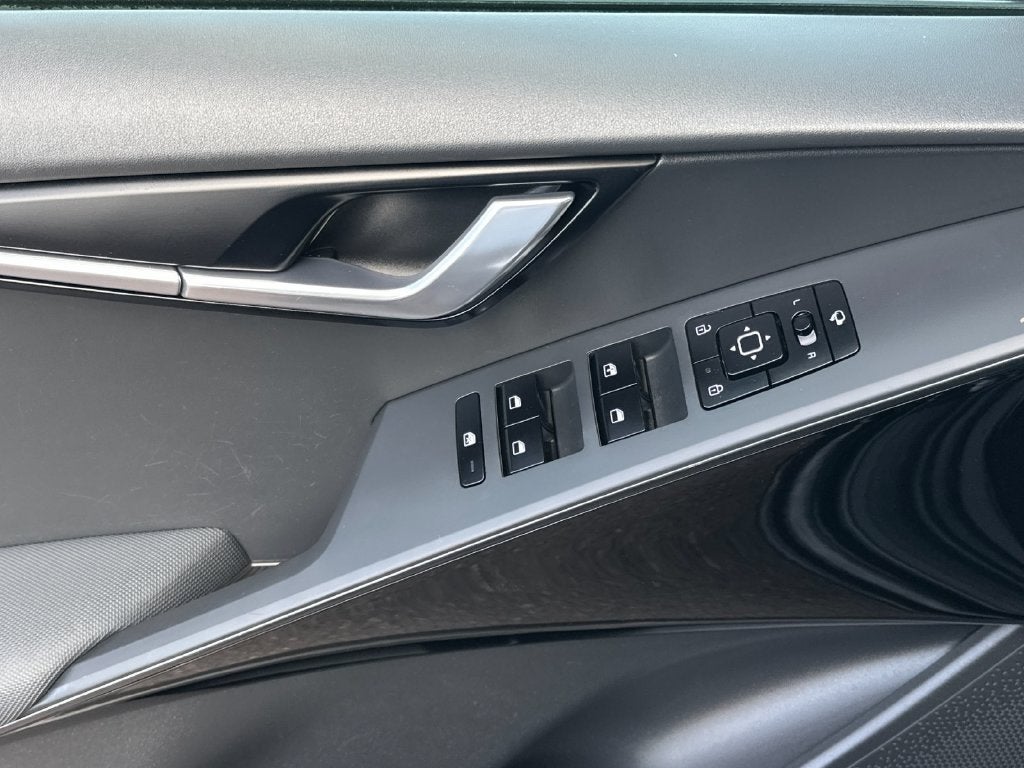 2023 Kia Niro EX Touring
