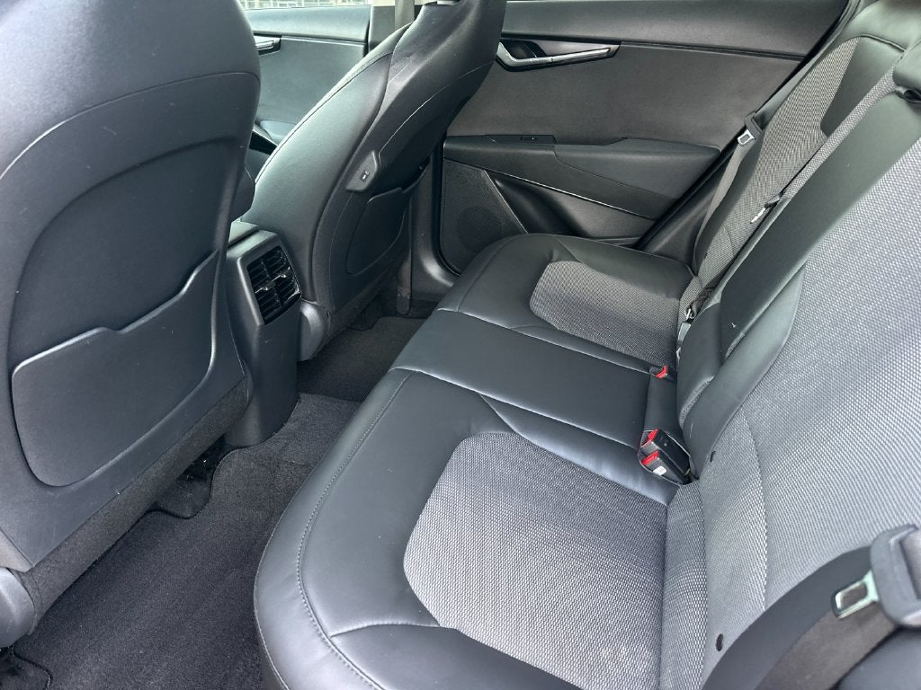 2023 Kia Niro EX Touring