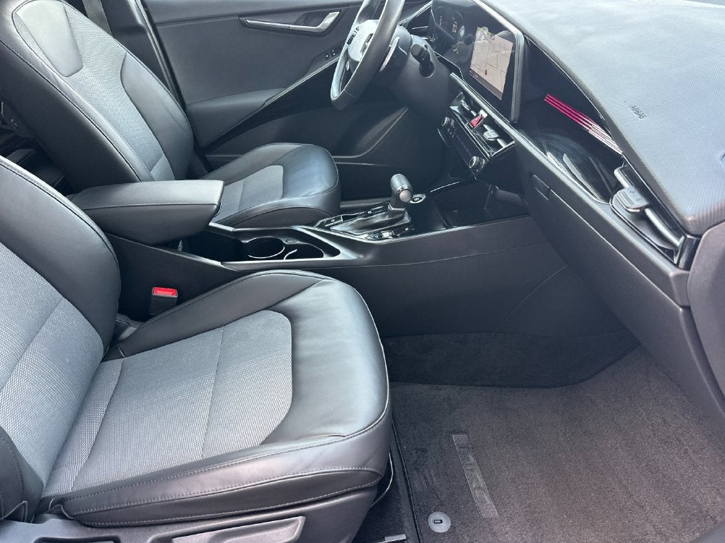 2023 Kia Niro EX Touring