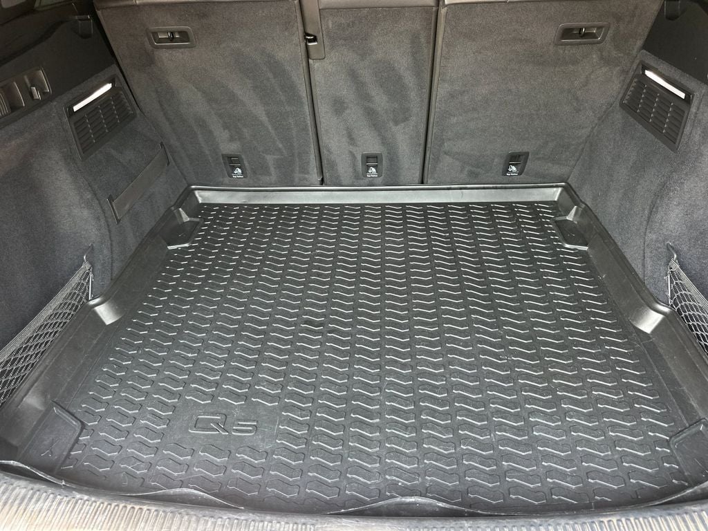 2022 Audi SQ5 Premium Plus quattro