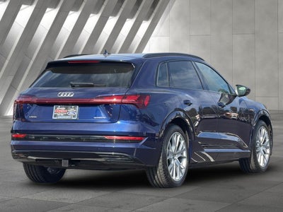 2021 Audi e-tron Prestige quattro