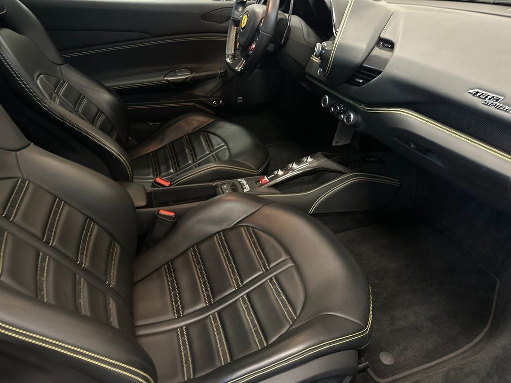 2019 Ferrari 488 Spider Base